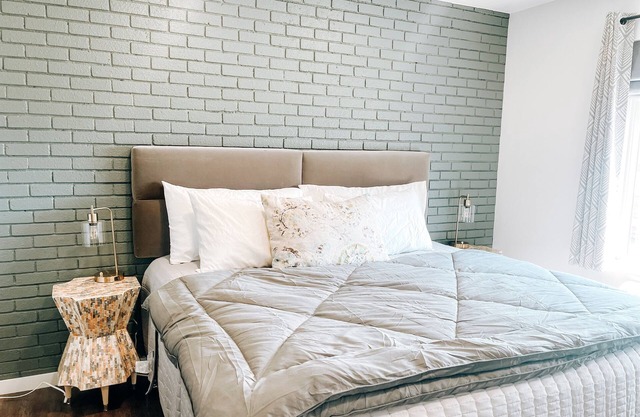 Suite #14 Modern One Bedroom in Midtown, OKC!