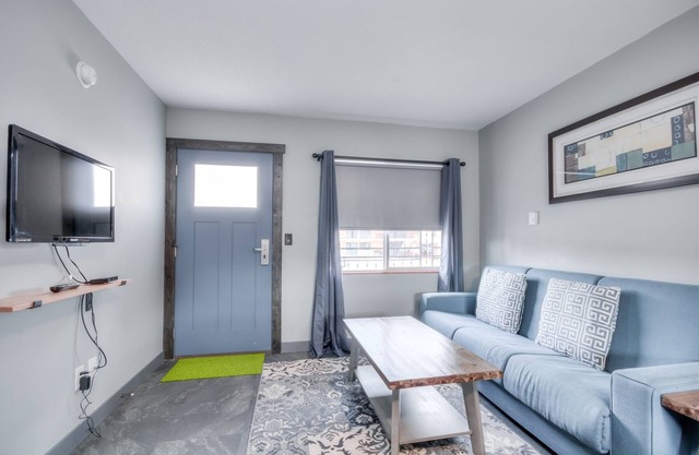 Suite 304 - 1BR Apartment | 1 Bed, 1 Bath