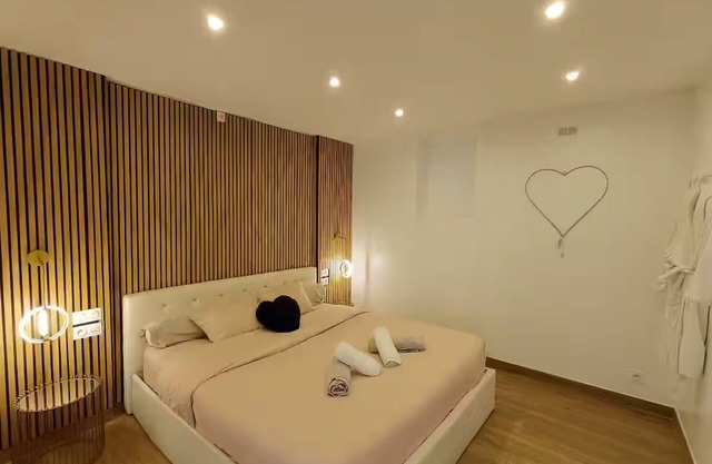 Suite " Bulle Évasion " Loft Spa: Jacuzzi and Sauna