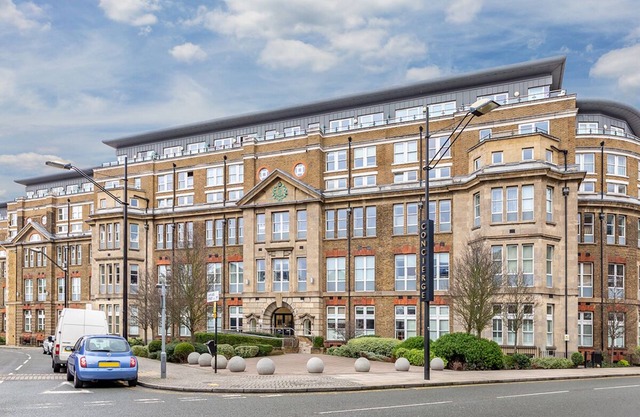 Suites by Rehoboth ★ Building XXII ★ London Zone 4