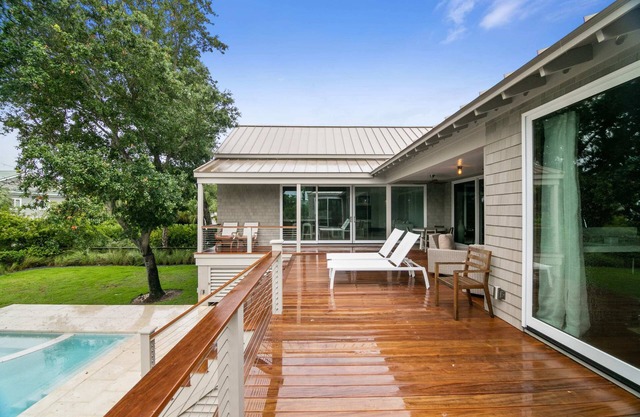 Sullivan's Island | Oceanview Island House