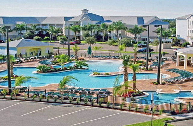 Summer Bay Resort 2br suite, Sunday check-in