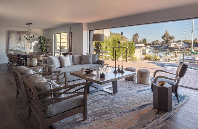 SUMMER ON THE SAN FRANCISCO BAY. 50' BOAT DOCK. SOLAR-HEATED POOL