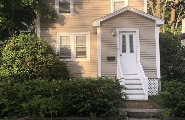 Summer Salt Cottage - Beautiful Bar Harbor! IN TOWN walk to Acadia National Park