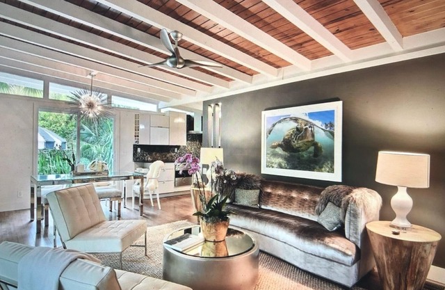 Summerplace bungalow with private beach access!