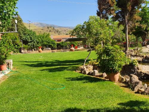 Sun House Apartments in Eftalou