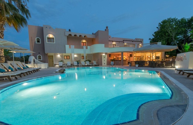 Sun Rise Hotel Studios & Apartments