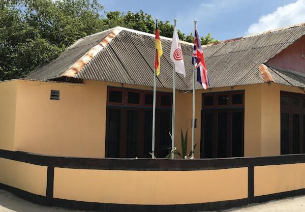 Sun shade Inn