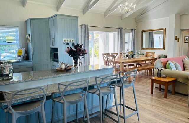 Sunbird Villa | Sea and mountain escape