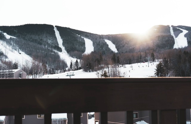 Sunday River - Steps to Lifts, Wood Fireplace, Amazing Views!