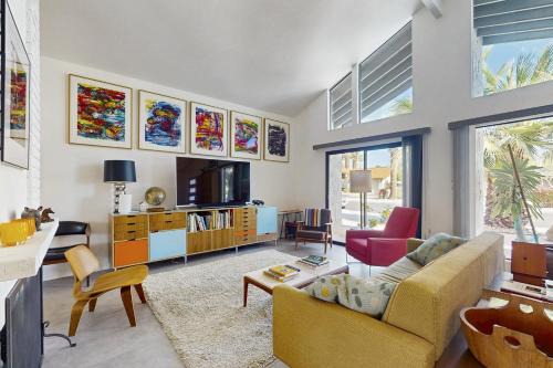 Sundown Retreat - 46354