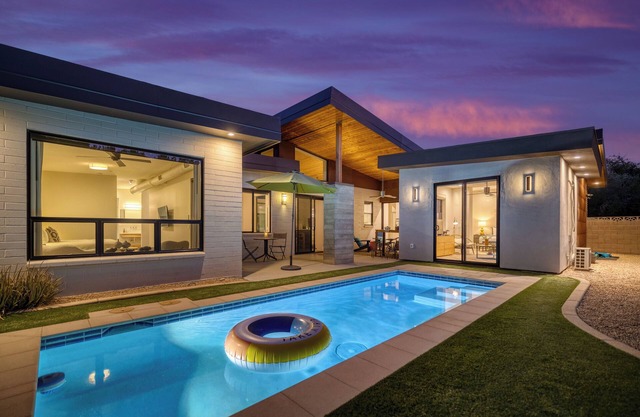 Sundrenched by AvantStay | Pool, Mins to Old Town