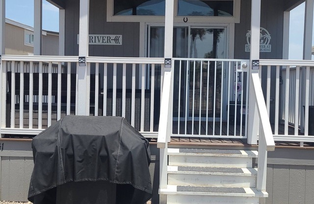 Sunflower at the Oasis #141(Pet friendly)In Ehrenberg close Drive to Quartzsite.