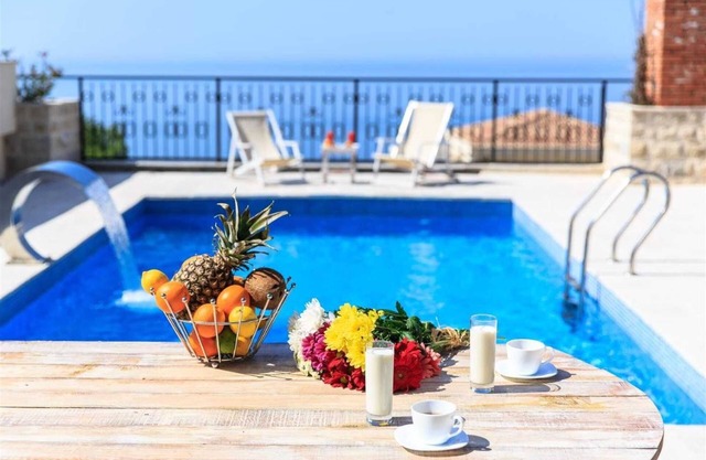 Sunniest Villa Calia