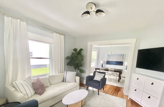 Sunny Home in Cambridge Historic District