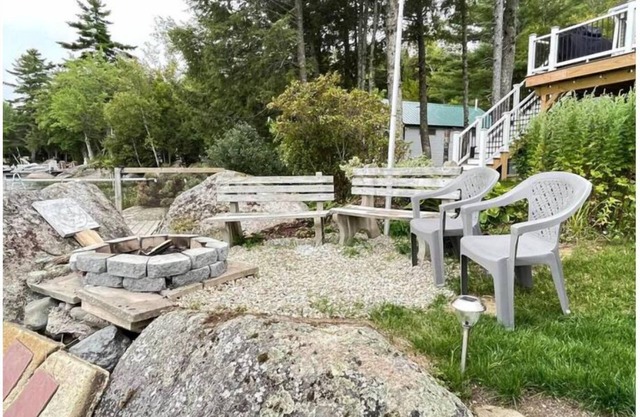 Sunrise Cottage on Beech Hill Pond-Close to Acadia
