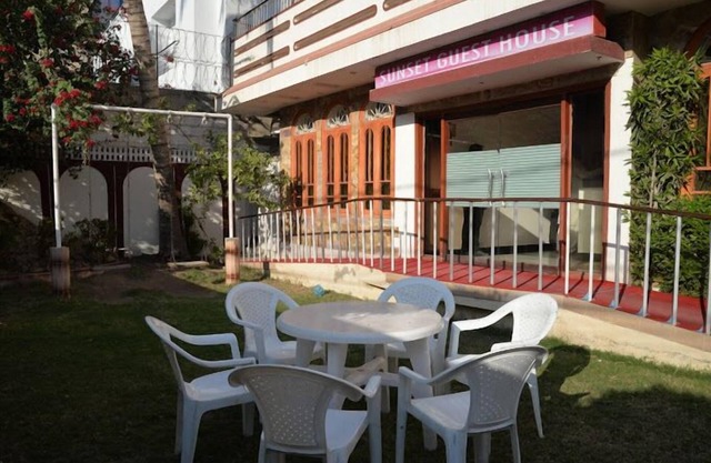 Sunset Guesthouse