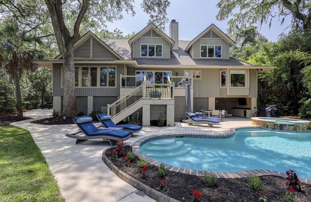 Sunset Rentals | Lookout 2