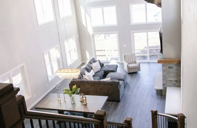 Sunset Retreat EAA home