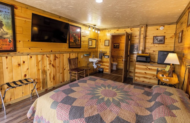 Sunset RV Park and Motel