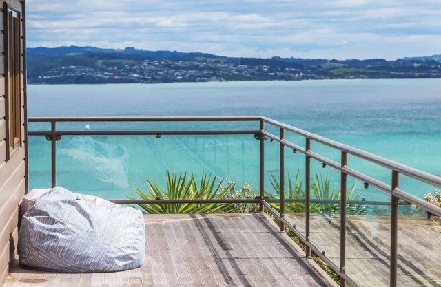 Sunset Sanctuary | Stay Waiheke