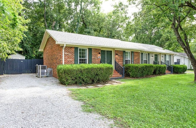 Sunset Stay: Pet-Friendly, 2bed, 1 bath