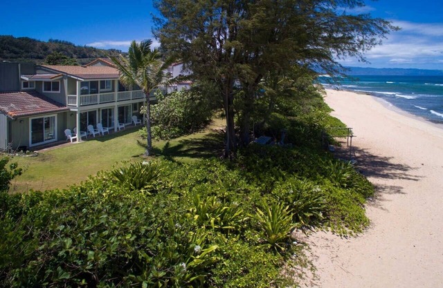 Sunsetbeach Front North Shore Home In Haleiwa