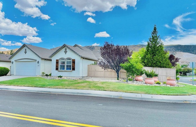 Sunview House/Sleeps 16