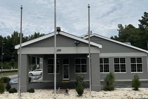 Super 8 by Wyndham Fayetteville