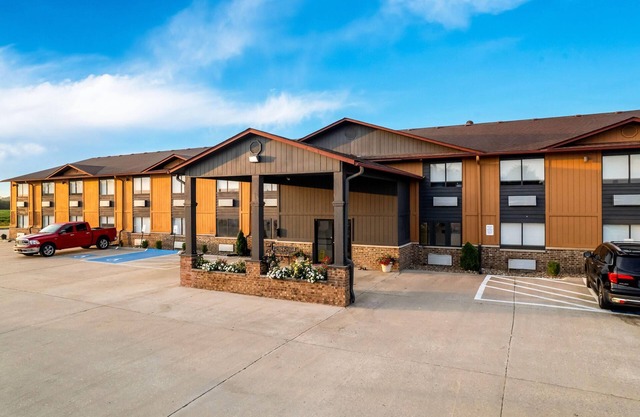 Super 8 By Wyndham Marston