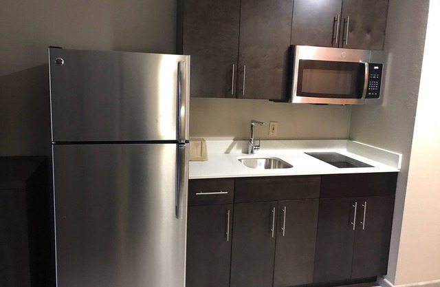 Super 8 by Wyndham Pascagoula