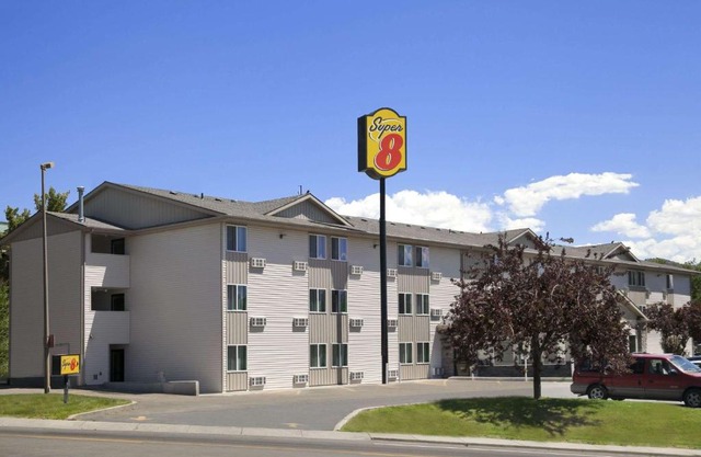 Super 8 by Wyndham Pocatello