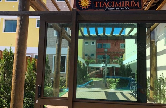 Super comfortable apartment, foot in the sand!