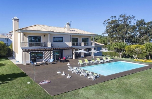 Superb Beachfront Troia Villa | 5 Bedrooms | Villa Aqua | Tennis Court & Pool Table | Troia