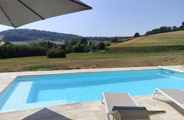 Superb country house, pool and spa