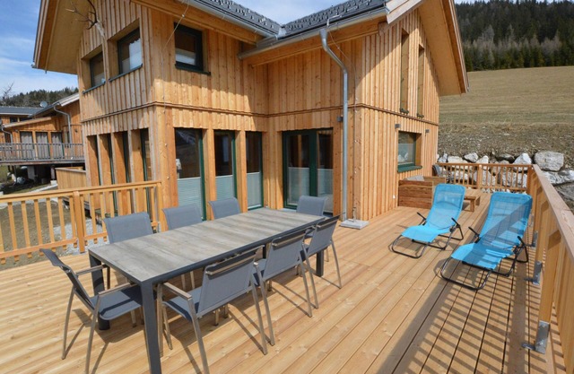Superb new 8 person chalet