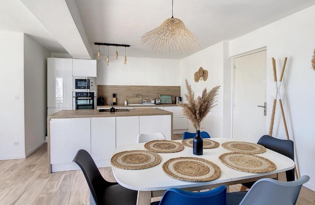 * Superbe appartement sur le canal du midi *