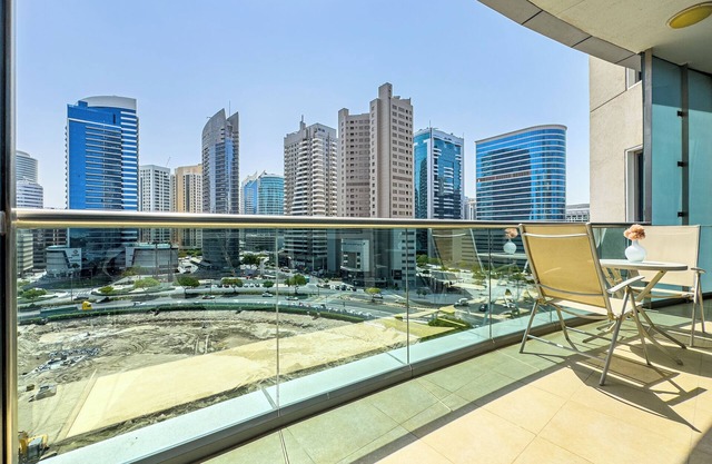 Superhost Cozy Studio Near Dubai Marina