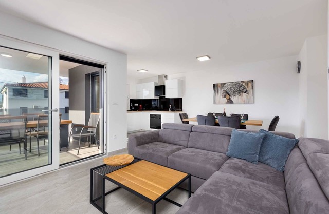 Superior Apartment II. Near the Beach