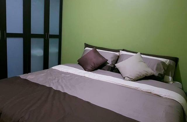 Superior Fully Furnished Makati Condo