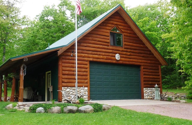 Superior Horizons Carriage House Next to the Apostle Islands