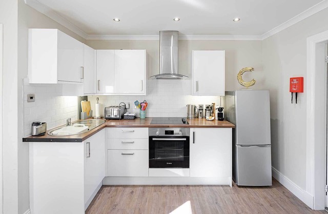 Superior one bedroom Apartment 174