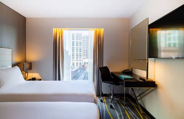 Superior, Towre Hyll Twin at Hotel Saint — Minutes to Tower Bridge
