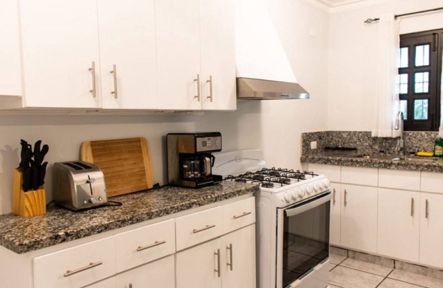 Surfing in Cabarete! 2BD condo near beach, fully equipped