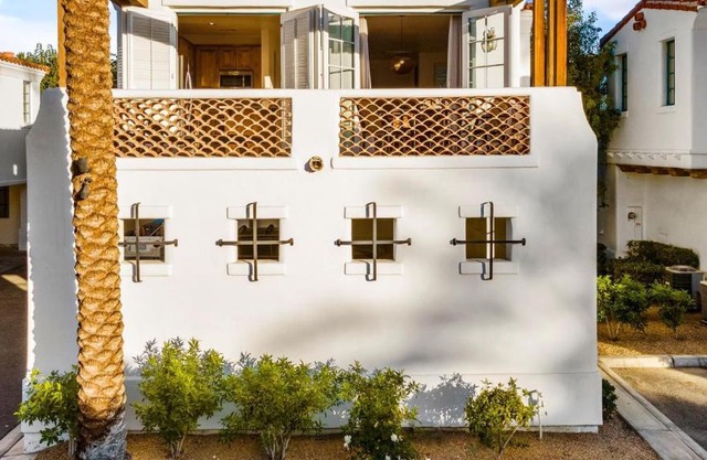 SV111 Modern 1 Bedroom Spa Villa in LQ Resort