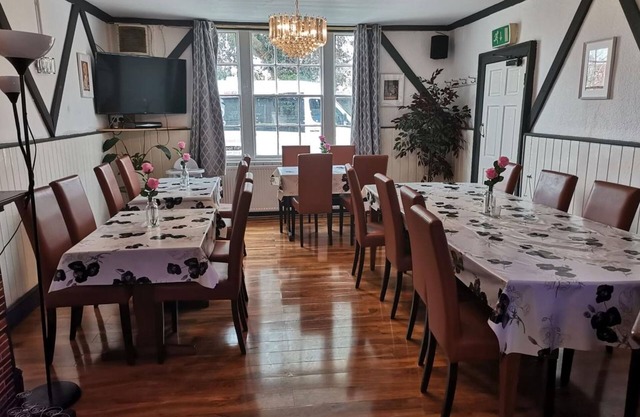 Swan Inn, Heathrow Airport