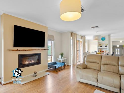 Sweeping Ocean Views 4BR on One Acre