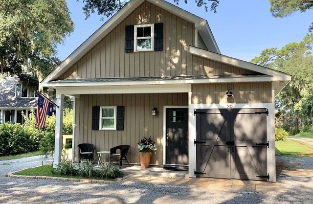 Sweet cottage, Best Location, Close to Everything, River View