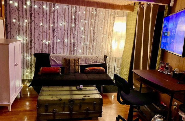 Sweet Little Glamping Cottage w/AC - Durham, NC