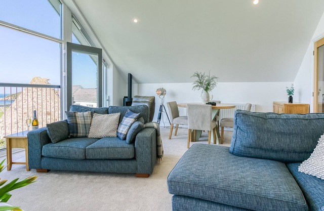 Swn y Mor Trefadog - sleeps 10 guests in 4 bedrooms